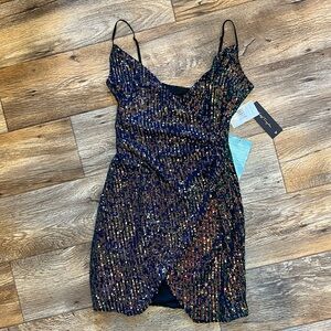 NWT City Triangles Dress